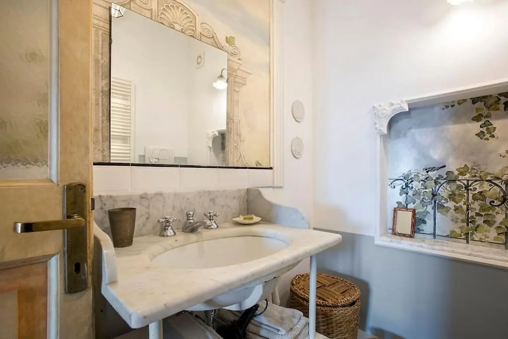 The Family Home In Monti Rome