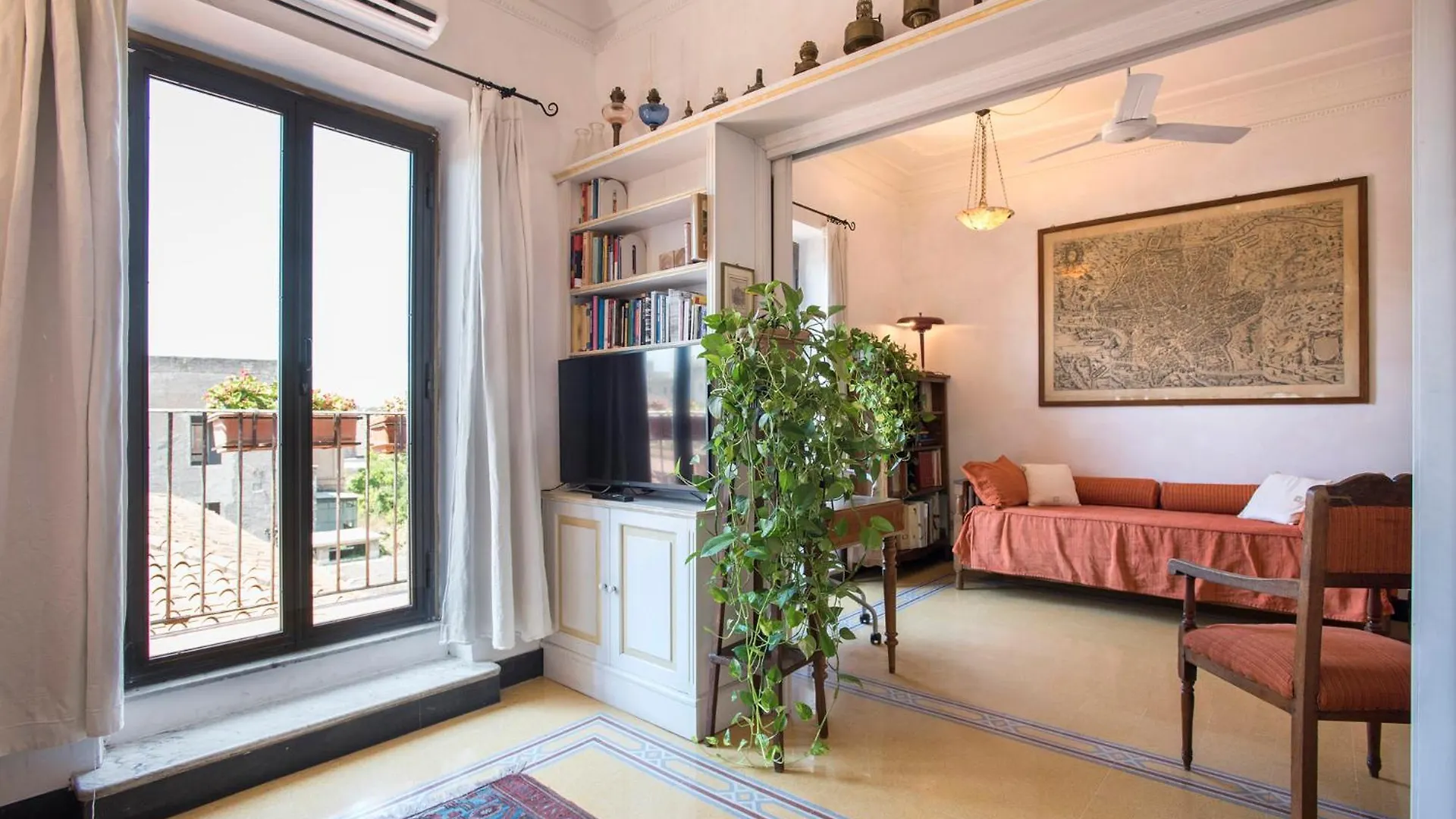 The Family Home In Monti Rome
