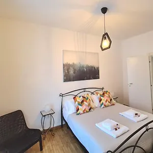  Apartment Flavel Colosseo