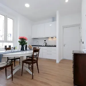  Apartment Monti